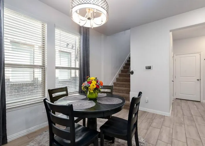 Holiday home Spacious Pet Friendly - 7 Miles To Eagle Mountain Fort Worth